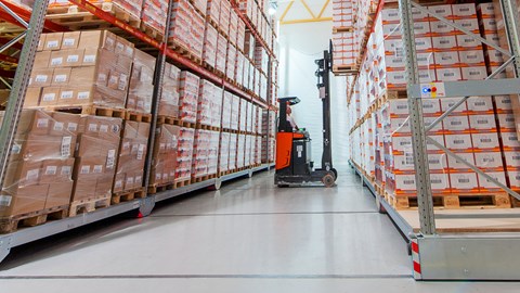 Comment assurer le bon fonctionnement d'un entrepôt pendant une modernisation